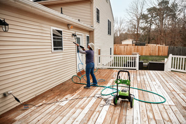 Best Commercial Pressure Washing  in Staunton, IL